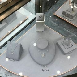 点击看大图 -钻石小鸟钻戒婚戒定制(石路店)