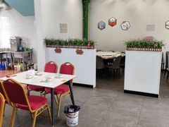 -李哥海鲜烧烤家常菜(孔雀城店)
