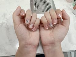 -雅洁美甲美睫