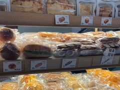 -小飞象面包公社(珠江路金鹰店)