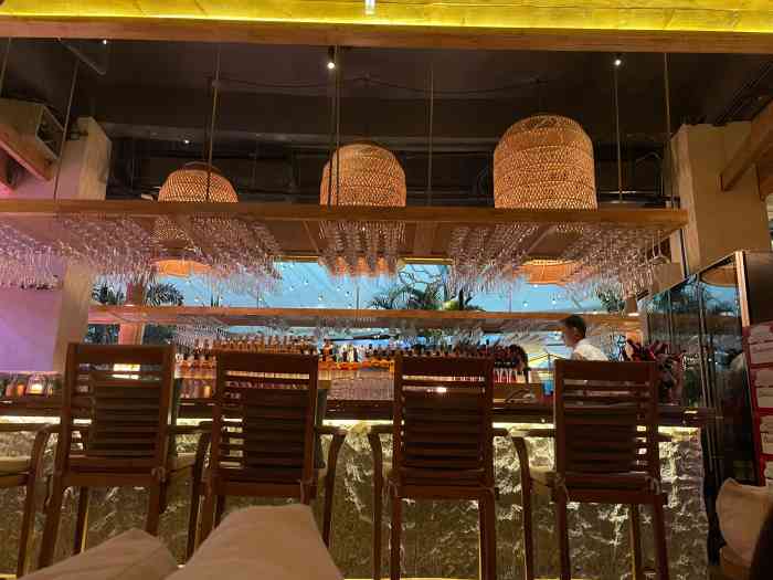 不二·民谣音乐餐酒吧(九眼桥店)-"小姐妹推荐的酒吧,说是在成都很