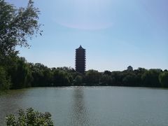 景点-博雅塔