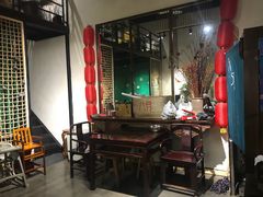 -八月美食小馆(银泰城总店)
