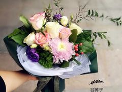 -谷莠子花艺·气球派对·绿植造景·花艺沙龙(金光华广场店)