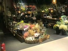 -魔方城市书房(中街益田店)