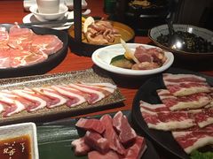 -山之屋炭火烧肉·生啤畅饮(大朗万科中央公园店)