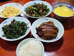 -窄巷子陕菜馆·地道陕西菜(粉巷店)