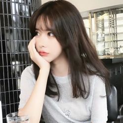 -时尚殿堂明星门店
