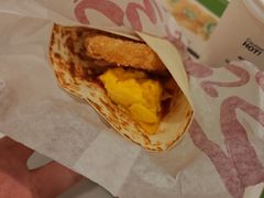 -麦当劳(上海虹桥站30B检票口楼上)