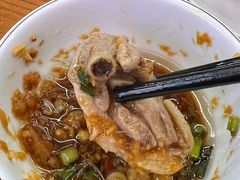 -广味炭炉鸡煲(宝业路分店)