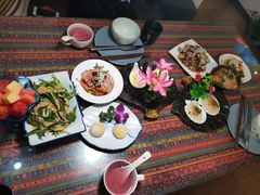 -忘忧草融合私房菜(红鼎国际店)