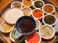 -包整·丝娃娃(一览甲秀楼风景店)