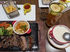 -豪客来牛排(空港华联店)