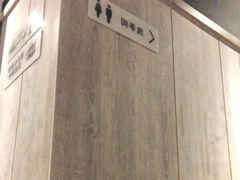 -肯德基(中纬店)