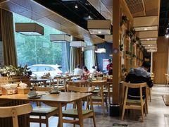 大堂-伊喜饺子·烤鸭(五道口学院路店)