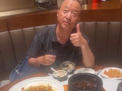 -梅利汴京烤鸭•开封豫菜地标店(东大街店)