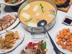 -肥仔文澳门猪骨煲(南京西路店)