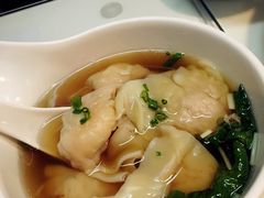 -新大咀港式茶餐厅(宝山万达店)