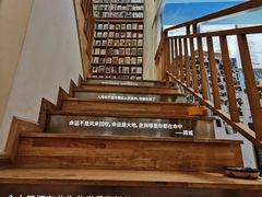 -猫的天空之城概念书店(杭州南宋御街店)