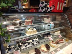 面包甜点陈列柜-皇家美孚(阳光100店)