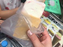 -詹爷爷乌节路街头冰淇淋