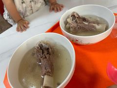 -周震馄饨