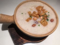-新大咀港式茶餐厅(宝山万达店)