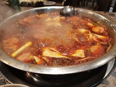 -肖肖酸萝卜鱼火锅(总店)