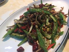 -魏铭鱼头捞饭(晋阳路店)