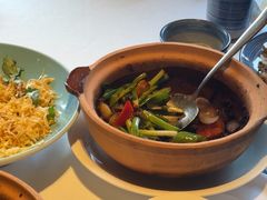 -八府香鸭·啫啫煲(华山路店)