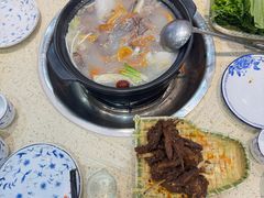 -九寨沟特色牦牛肉汤锅