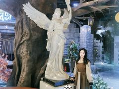 -暴风岛沉浸式体验馆(百联世纪店)