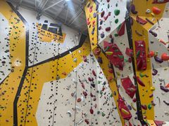 -问山MountQuest攀岩馆