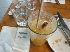 -The Diner X餐厅(青岛万象城店)