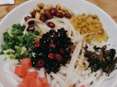 -怪噜范·老贵阳街头名小吃(数博万达店)