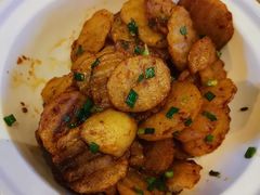-临界音乐酒馆·小龙虾·江湖菜(华熙LIVE·鱼洞店)