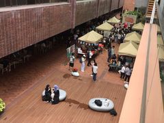 -香港大学