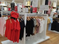 -优衣库(广州恒宝广场店)