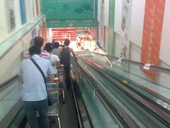 店内环境-大润发·停车场