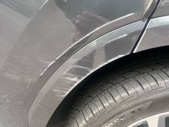 -畅通航行汽车钣金喷漆 无痕修复·局部喷漆
