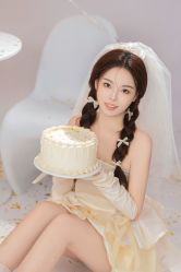 -onlygirl摄影美学馆高端定制(江滩店)