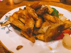 一品馕炒肉-西域阿里马新疆菜·清真(桂花路店)