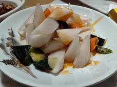 四川泡菜-渝信川菜 · 川味家常菜(财富购物中心店)