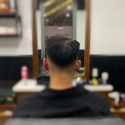-MARTIN'S BARBER SHOP男士理发馆