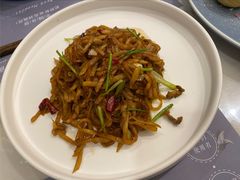 酸萝卜炒粉-子霖南山鲜虾面(南山总店)