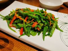 五彩花菇荷兰豆-云海肴·汽锅鸡·云南菜(苏州中心店)