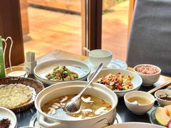 -黔蘑菇四季餐厅(观山湖店)