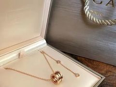 -小飞侠奢侈品回收 寄卖 养护(宝山宝龙广场店)