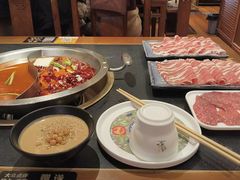 -沸炉重庆老火锅(军事博物馆店)