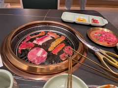 -梨花甄选自助烤肉(小寨原力场店)